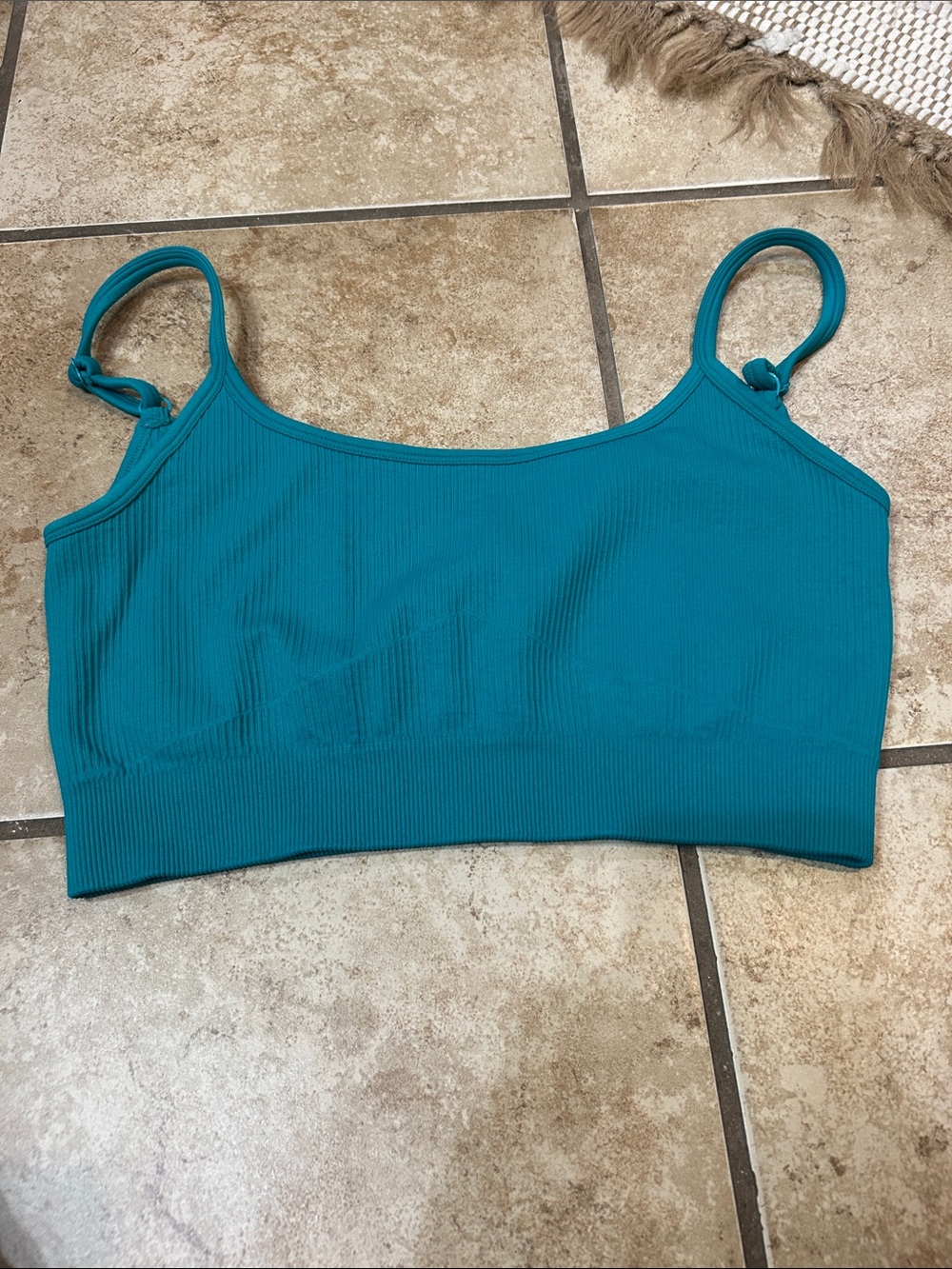 Women’s green sports bra size medium nwot
